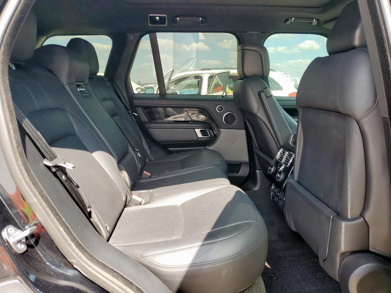 2018 Land Rover Range Rover Supercharged VIN: SALGS2RE7JA500311 Lot: 82431645