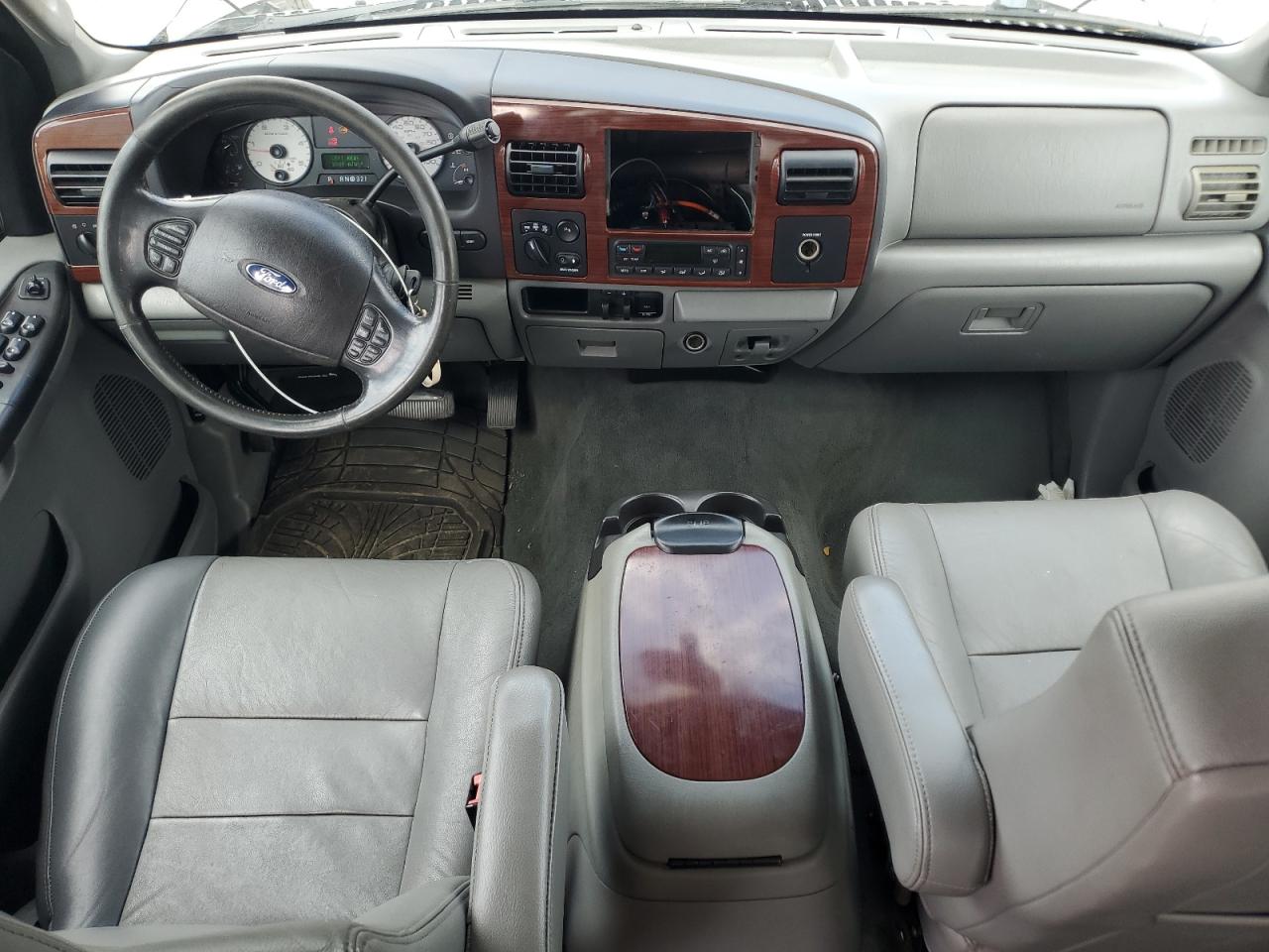 2005 Ford F350 Srw Super Duty VIN: 1FTWW31P85EC30255 Lot: 82692755