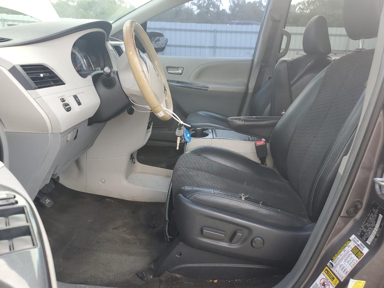 2012 Toyota Sienna Sport VIN: 5TDXK3DC9CS229440 Lot: 85340925