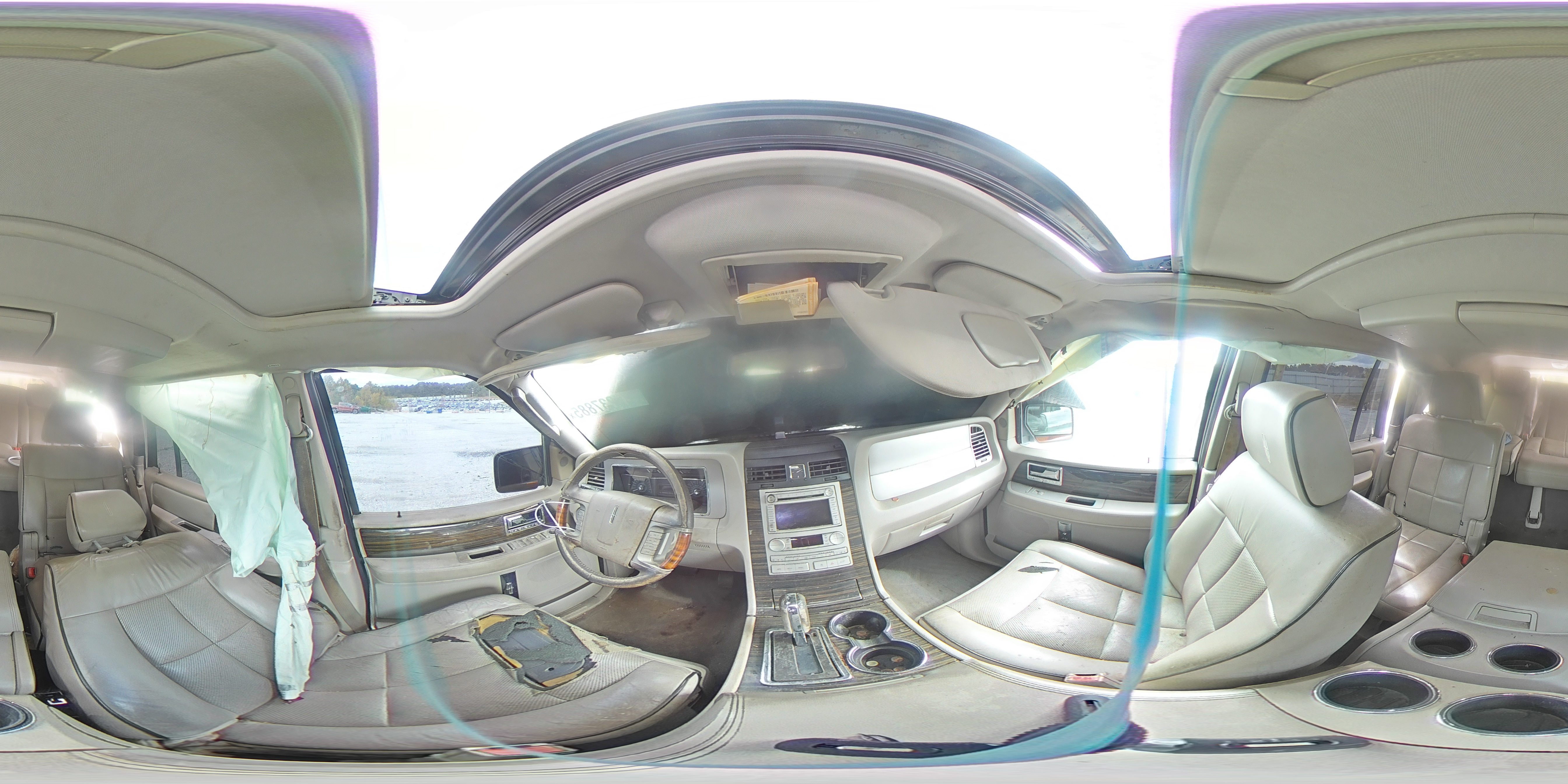 2008 Lincoln Navigator VIN: 5LMFU275X8LJ01237 Lot: 82237885