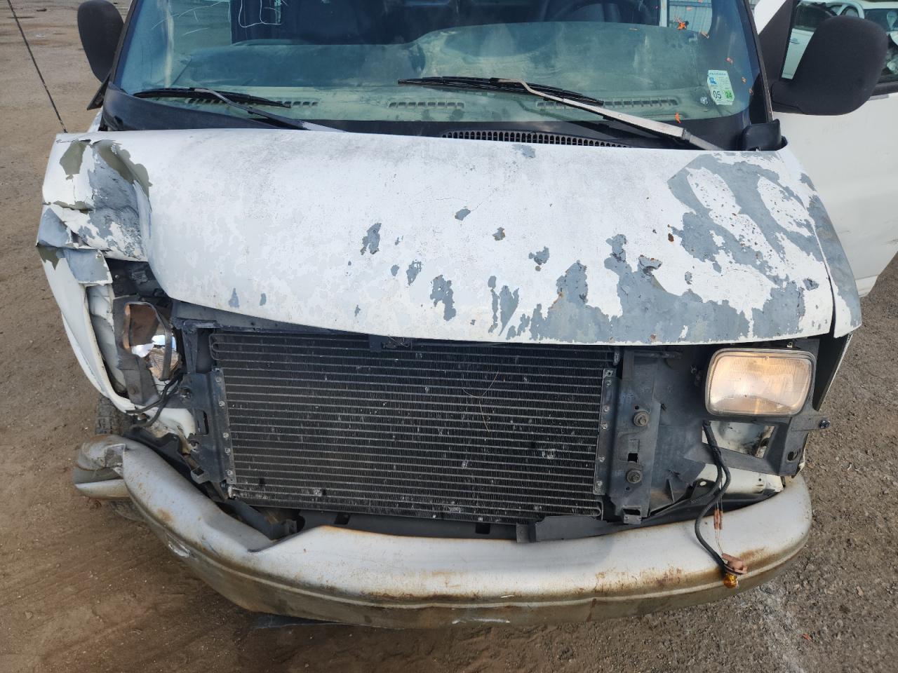 2000 Chevrolet Express G2500 VIN: 1GCFG25WXY1203918 Lot: 85143135