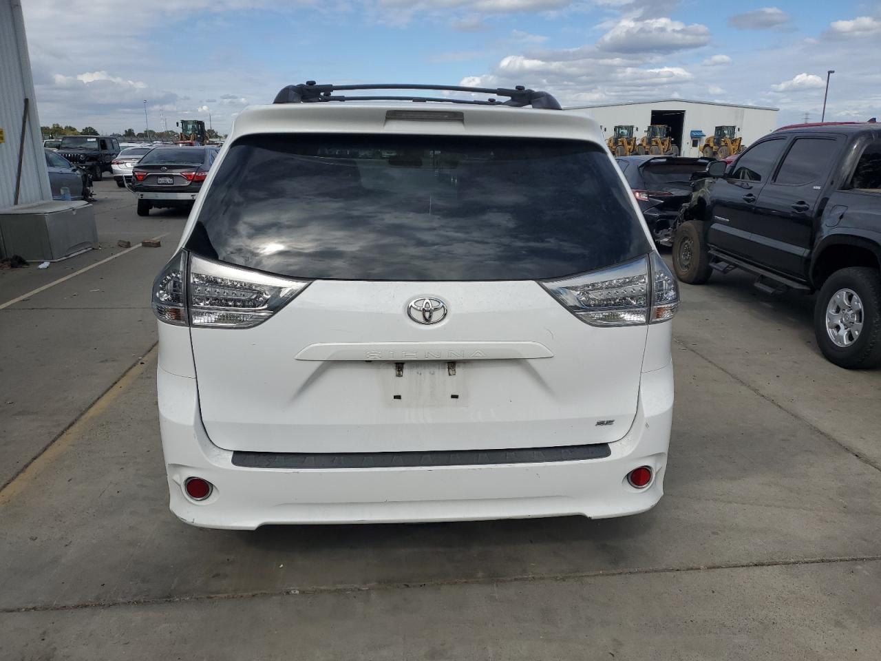 2015 Toyota Sienna Sport VIN: 5TDXK3DC8FS656354 Lot: 86177875