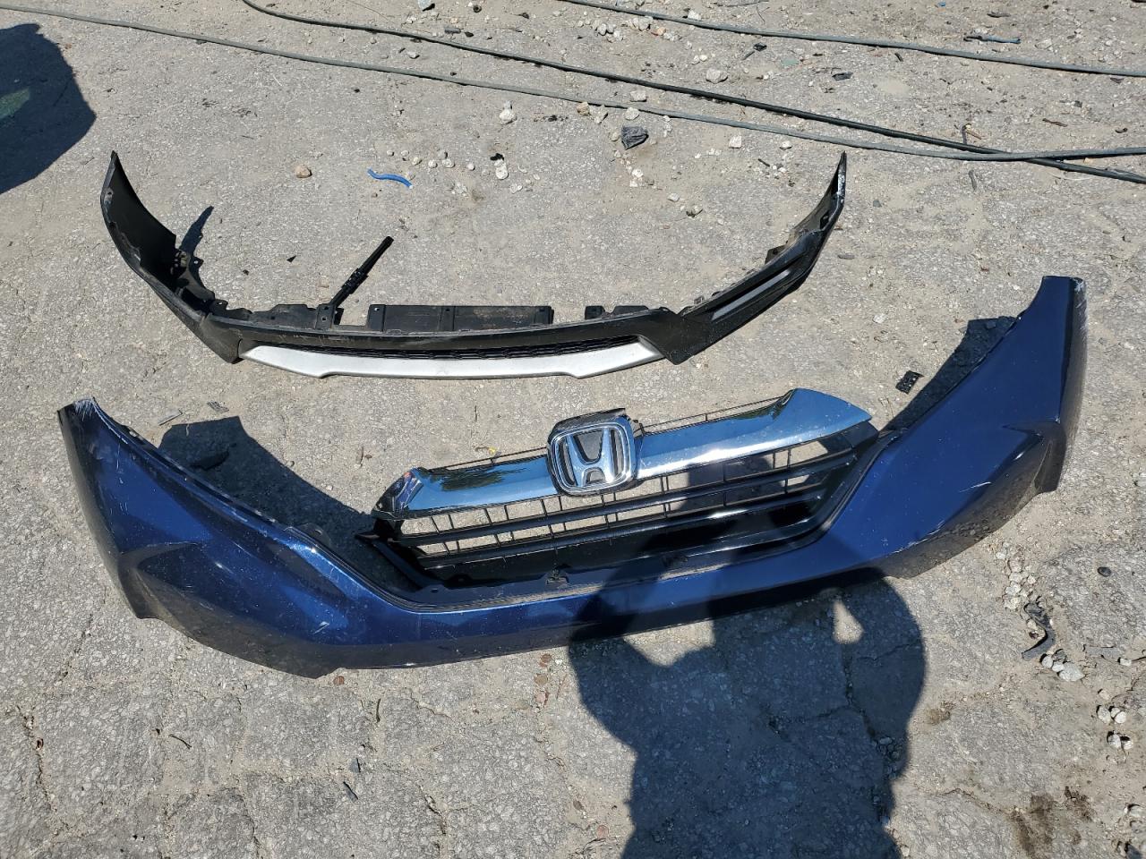 2017 Honda Cr-V Lx VIN: 7FARW5H30HE010062 Lot: 84480965