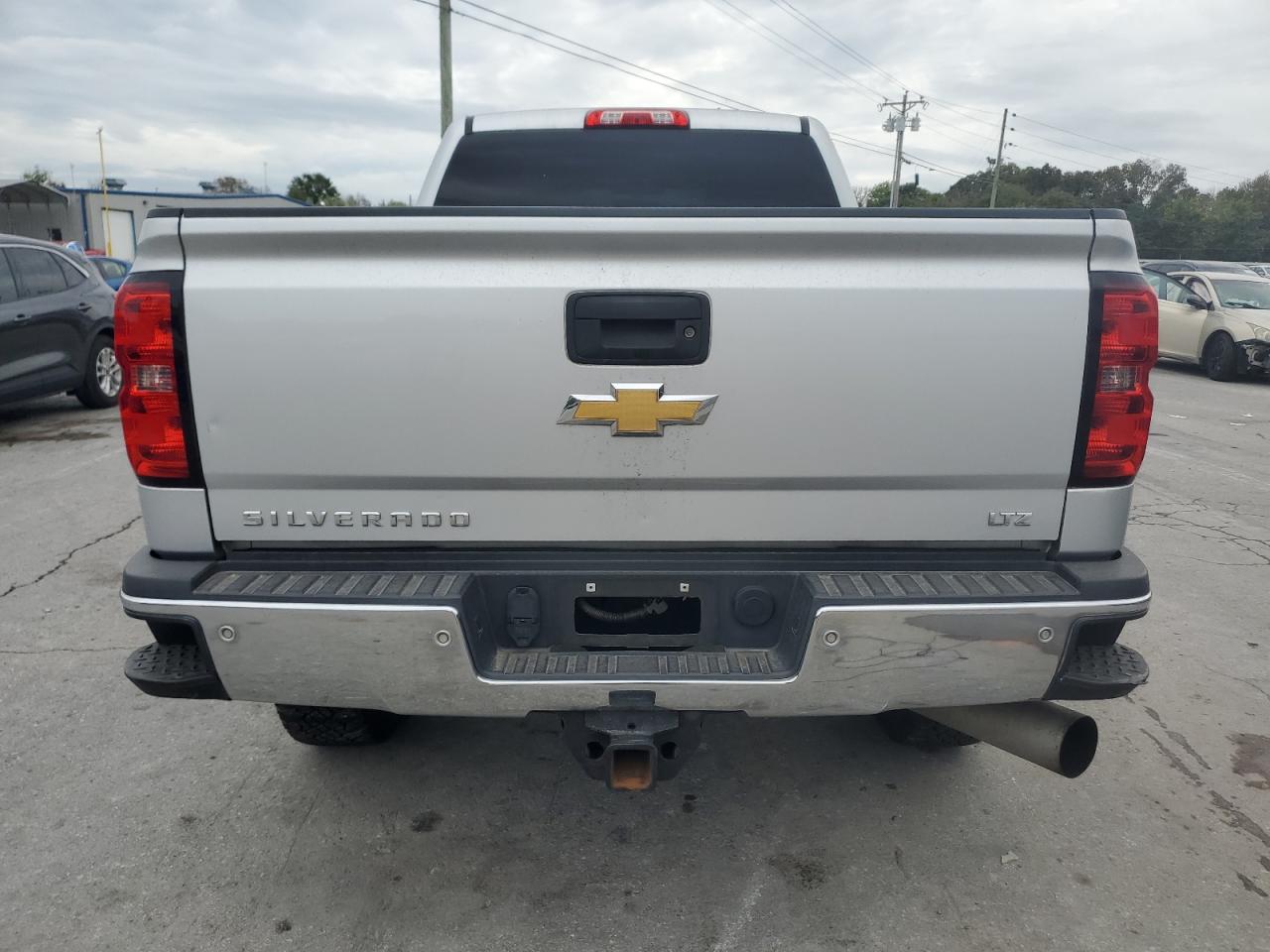 2015 Chevrolet Silverado K2500 Heavy Duty Ltz VIN: 1GC1KWE88FF106976 Lot: 82219705