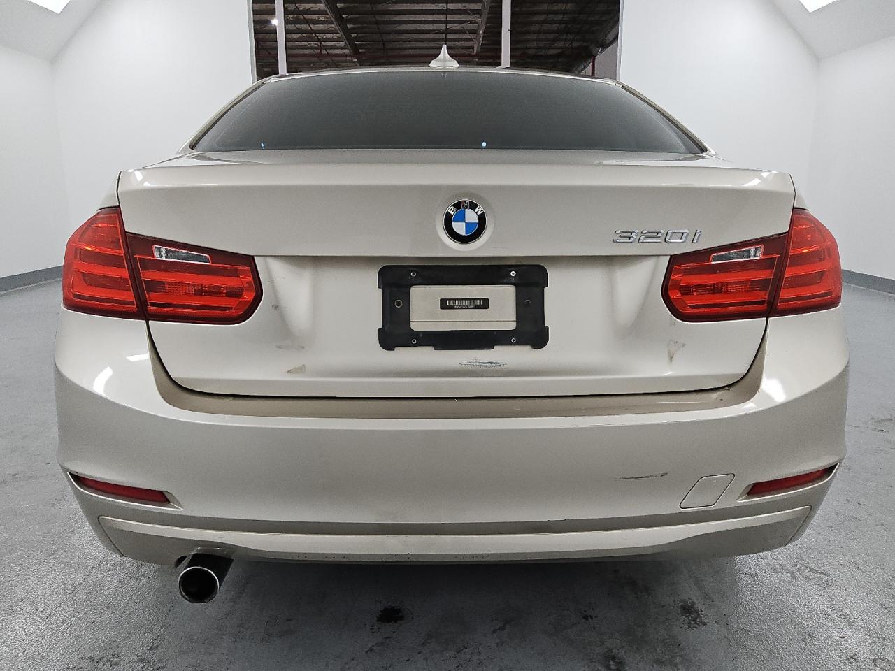 2014 BMW 320 I VIN: WBA3B1C57EP680611 Lot: 89879365