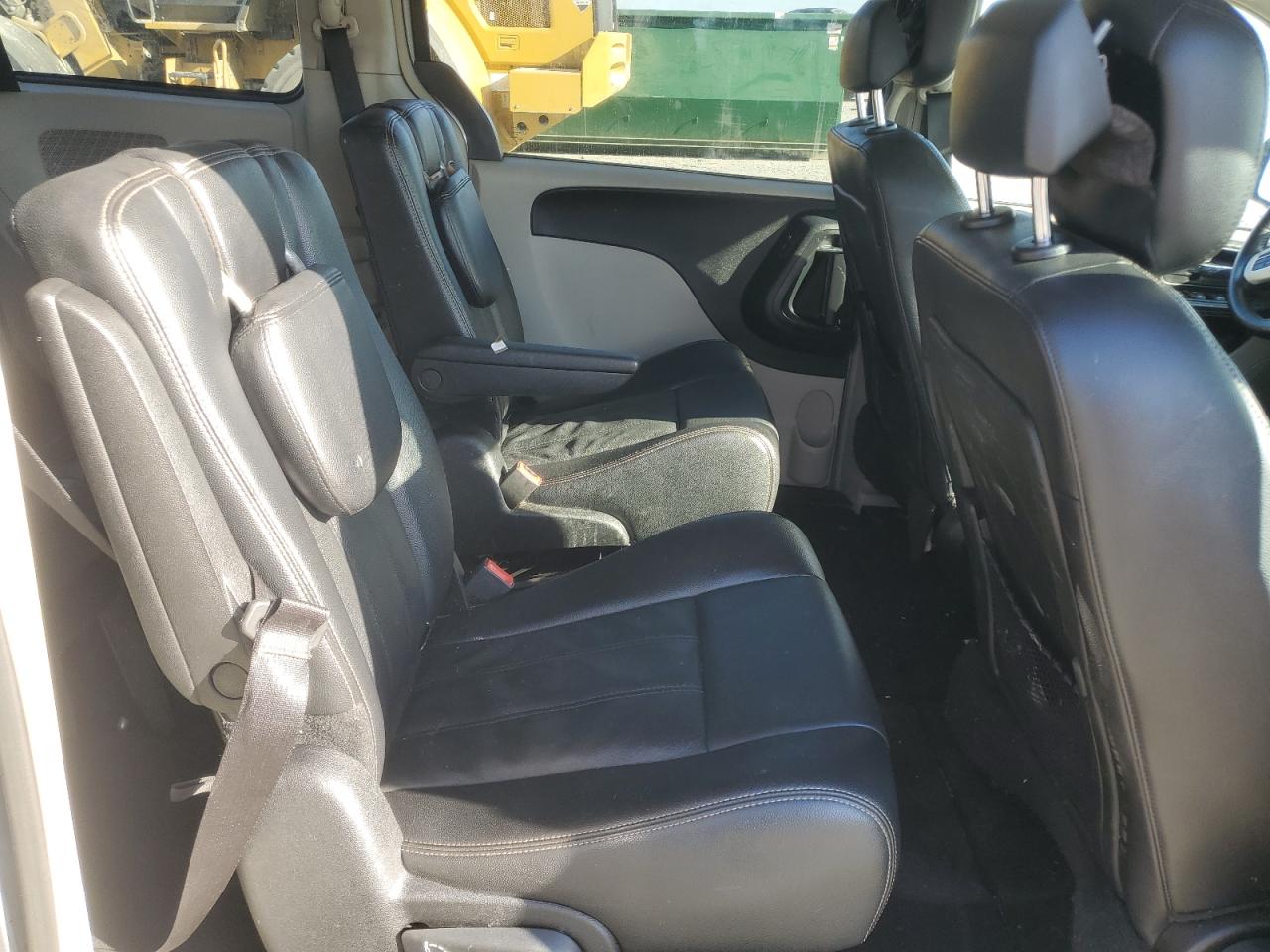 2014 Chrysler Town & Country Touring VIN: 2C4RC1BGXER348769 Lot: 89876685