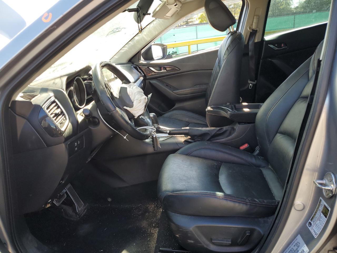 2015 Mazda 3 Touring VIN: JM1BM1V30F1236821 Lot: 82510655