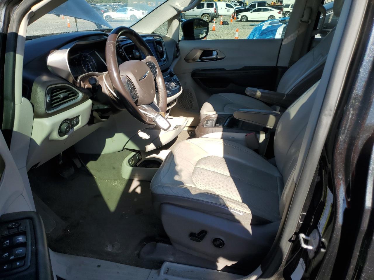 2018 Chrysler Pacifica Touring L VIN: 2C4RC1BGXJR141986 Lot: 90824515