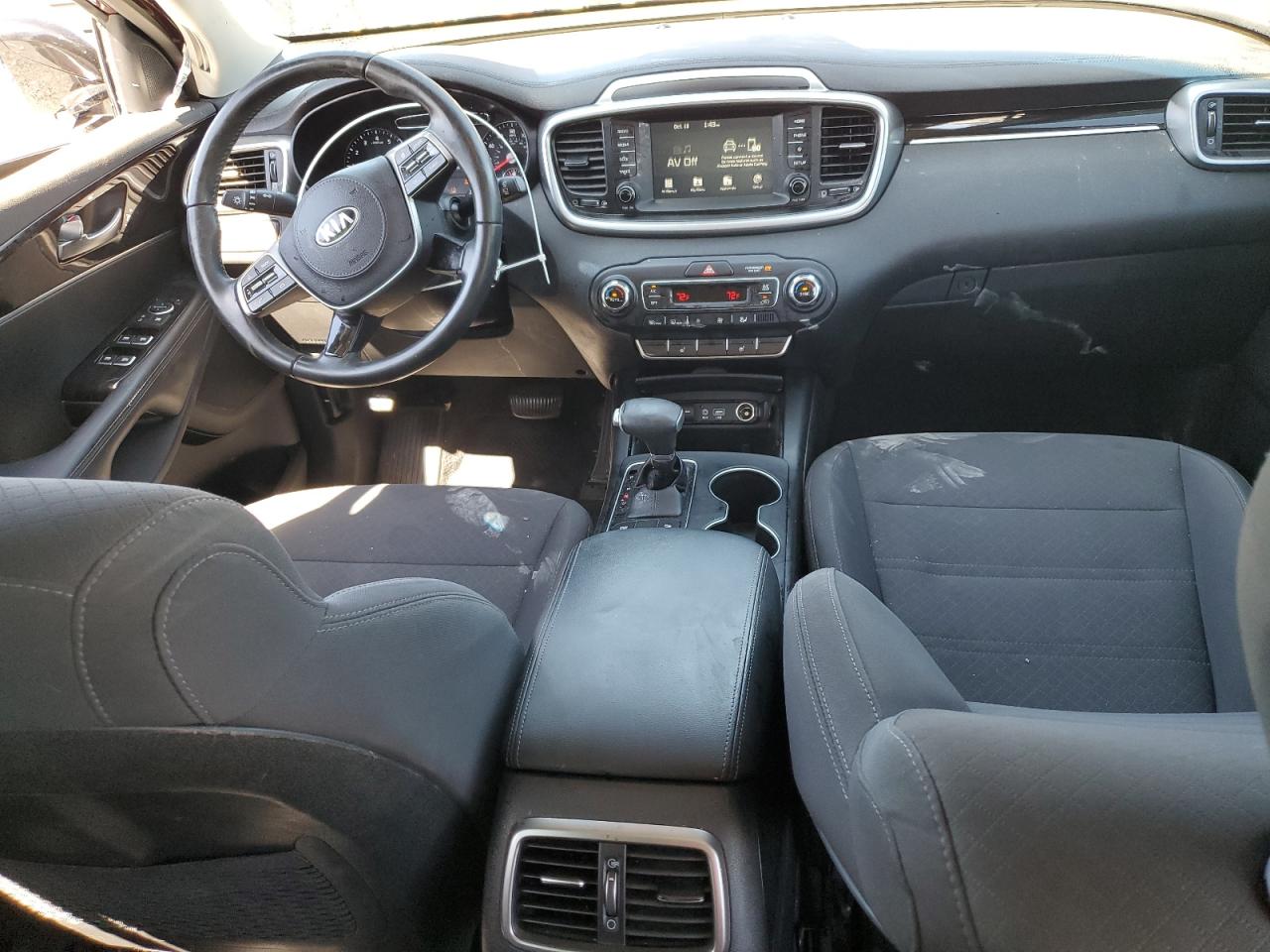 2019 Kia Sorento Lx VIN: 5XYPG4A59KG602663 Lot: 86464205