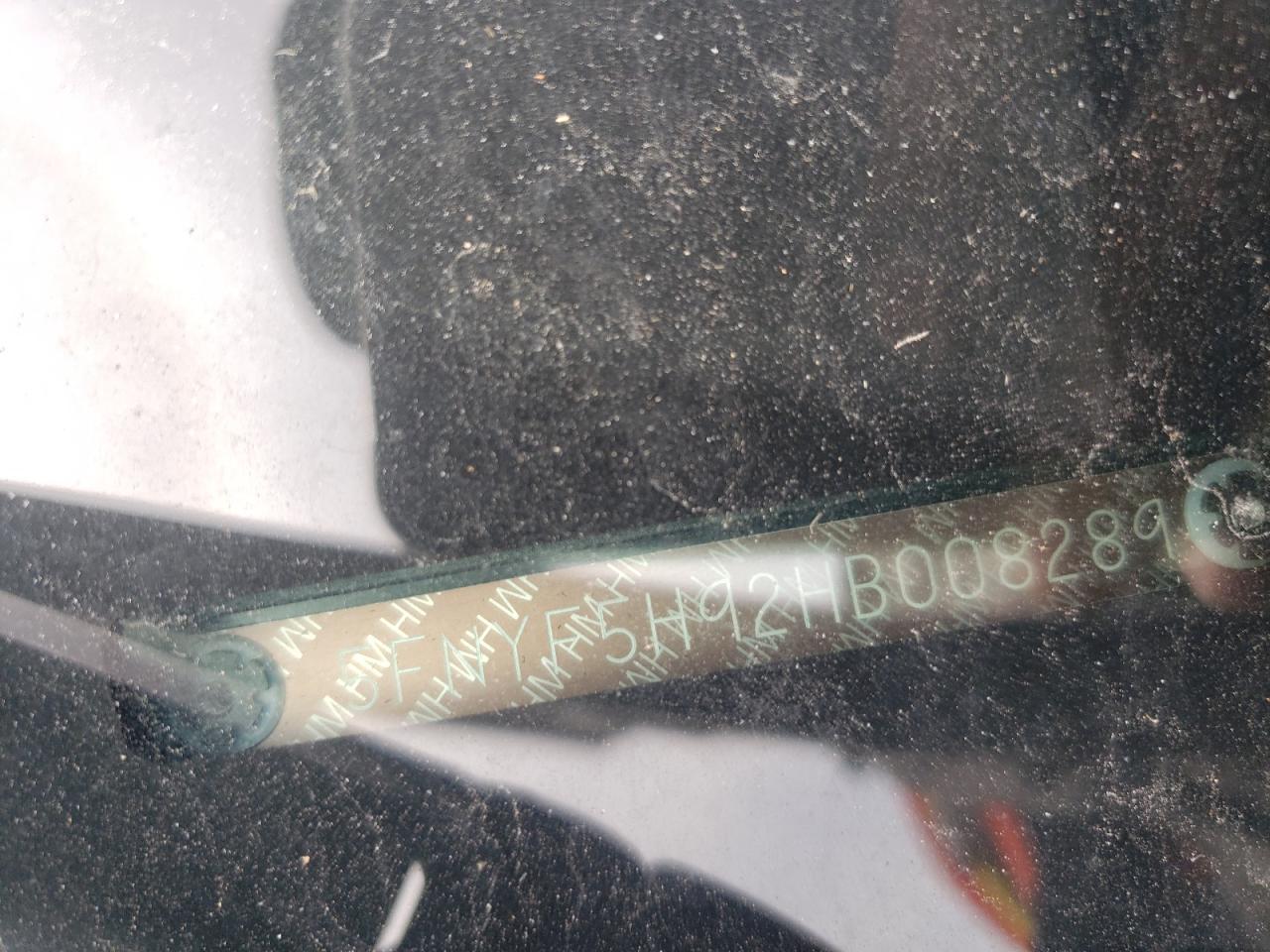 2017 Honda Pilot Touring VIN: 5FNYF5H92HB008289 Lot: 82416145