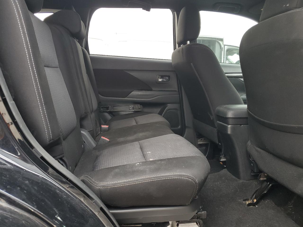 2018 Mitsubishi Outlander Se VIN: JA4AD3A35JZ026345 Lot: 82782585