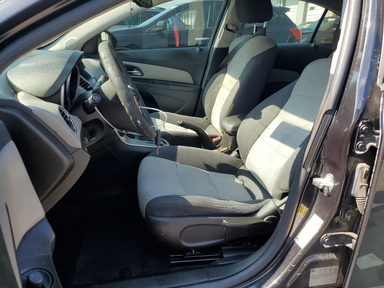 2015 Chevrolet Cruze Ls VIN: 1G1PA5SH2F7201077 Lot: 84066575