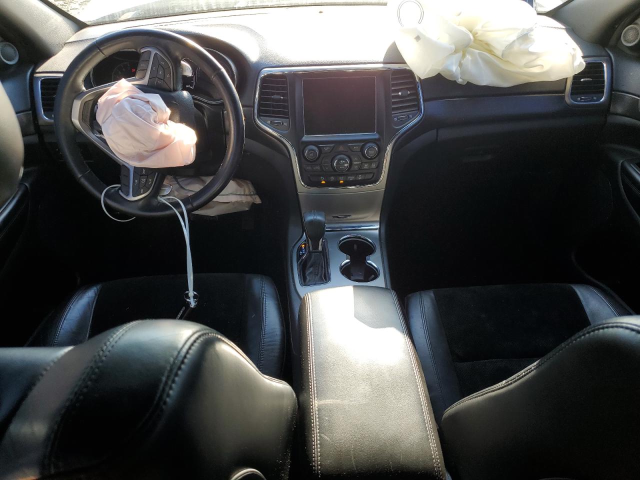 2017 Jeep Grand Cherokee Laredo VIN: 1C4RJFAG4HC704649 Lot: 82318765