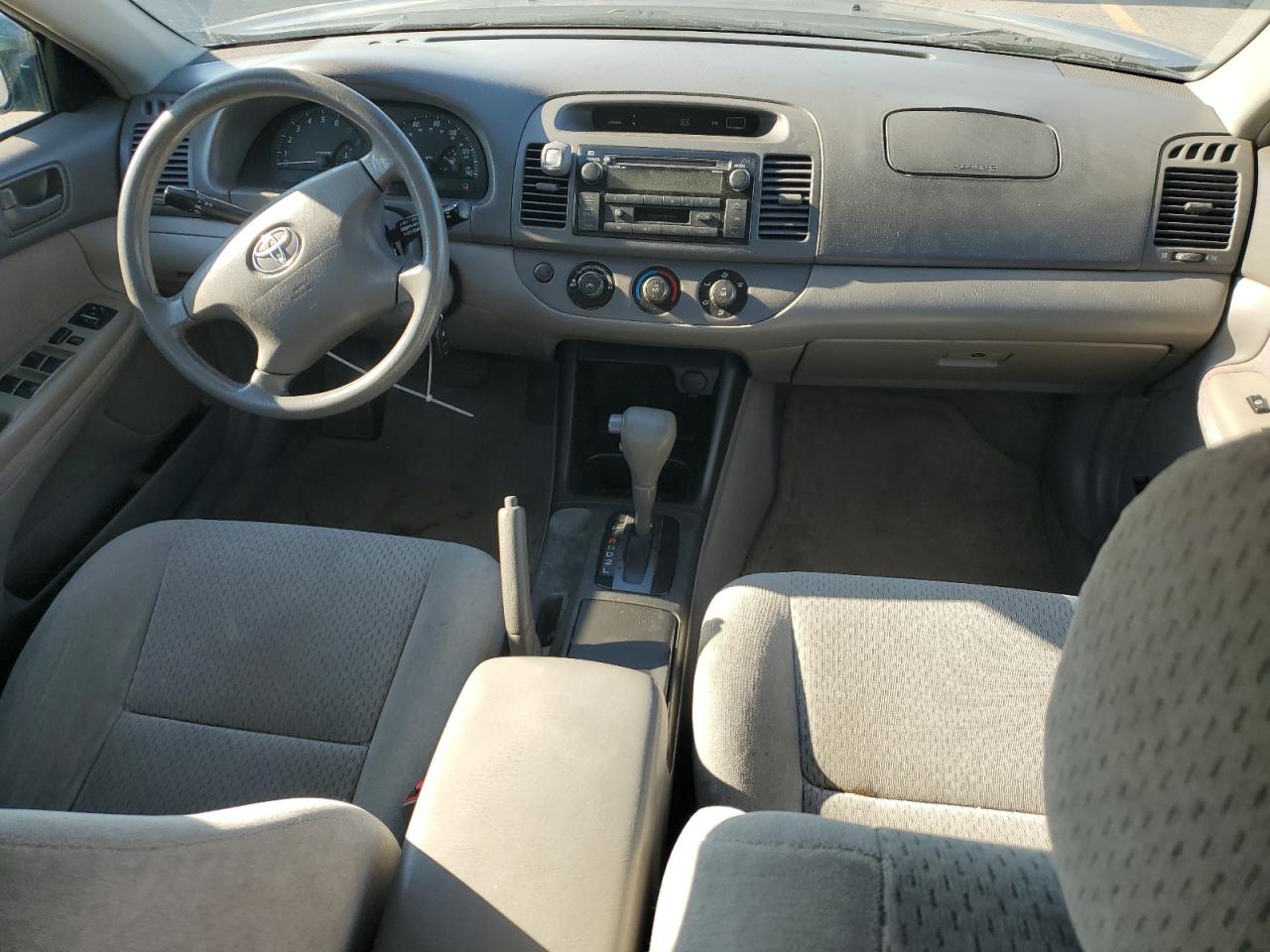 2004 Toyota Camry Le VIN: 4T1BE32K64U376495 Lot: 81912245