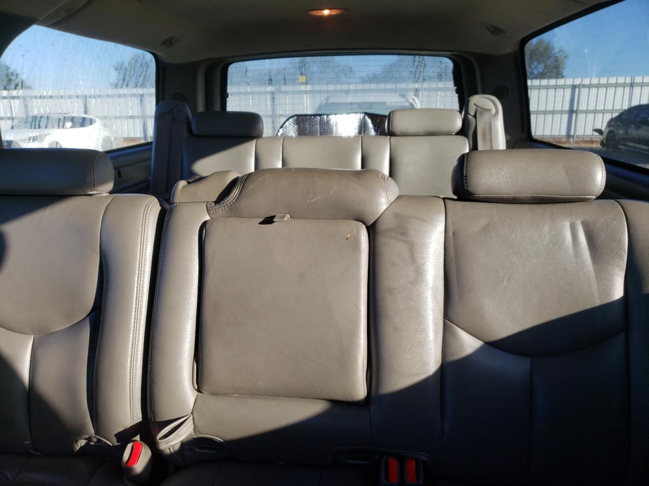 2004 GMC Yukon Xl K1500 VIN: 3GKFK16TX4G265218 Lot: 82390495