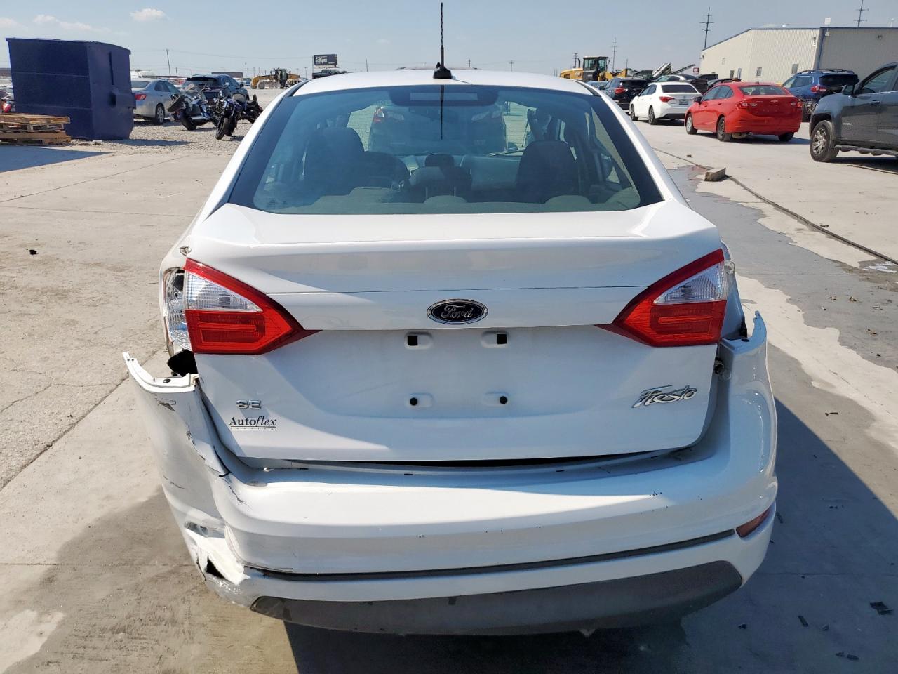 2017 Ford Fiesta Se VIN: 3FADP4BJ8HM145215 Lot: 84744395