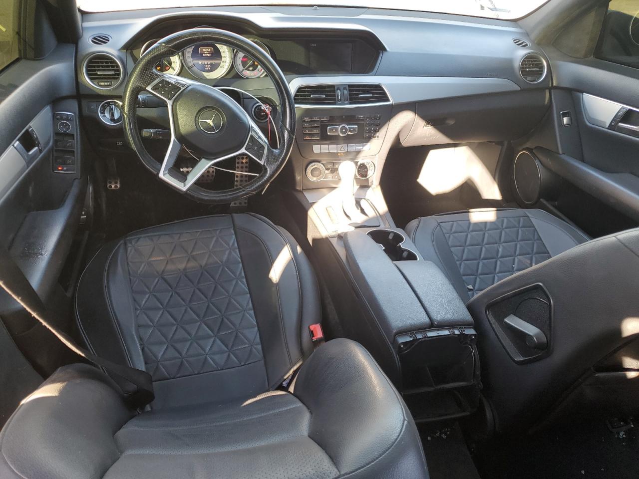 2013 Mercedes-Benz C 250 VIN: WDDGF4HBXDR275859 Lot: 89922865