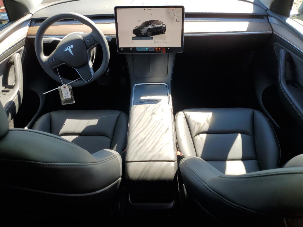 2025 Tesla Model Y VIN: 7SAYGDEE5SF281245 Lot: 87102205