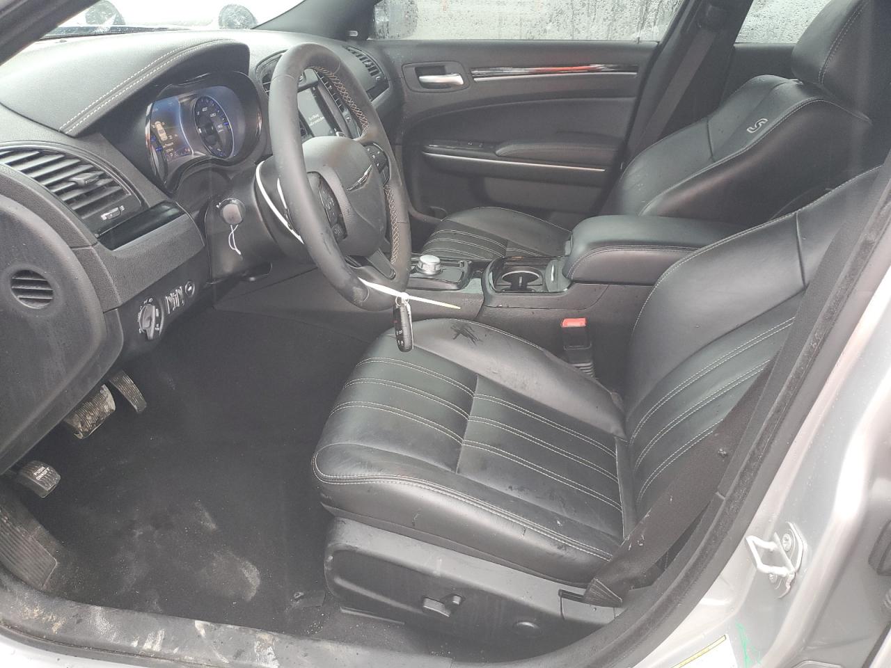 2022 Chrysler 300 S VIN: 2C3CCABG3NH268293 Lot: 82001635