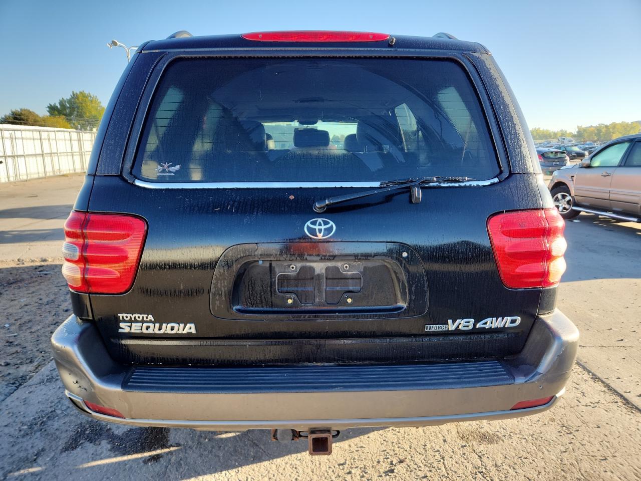 2004 Toyota Sequoia Sr5 VIN: 5TDBT44A04S208456 Lot: 82358495