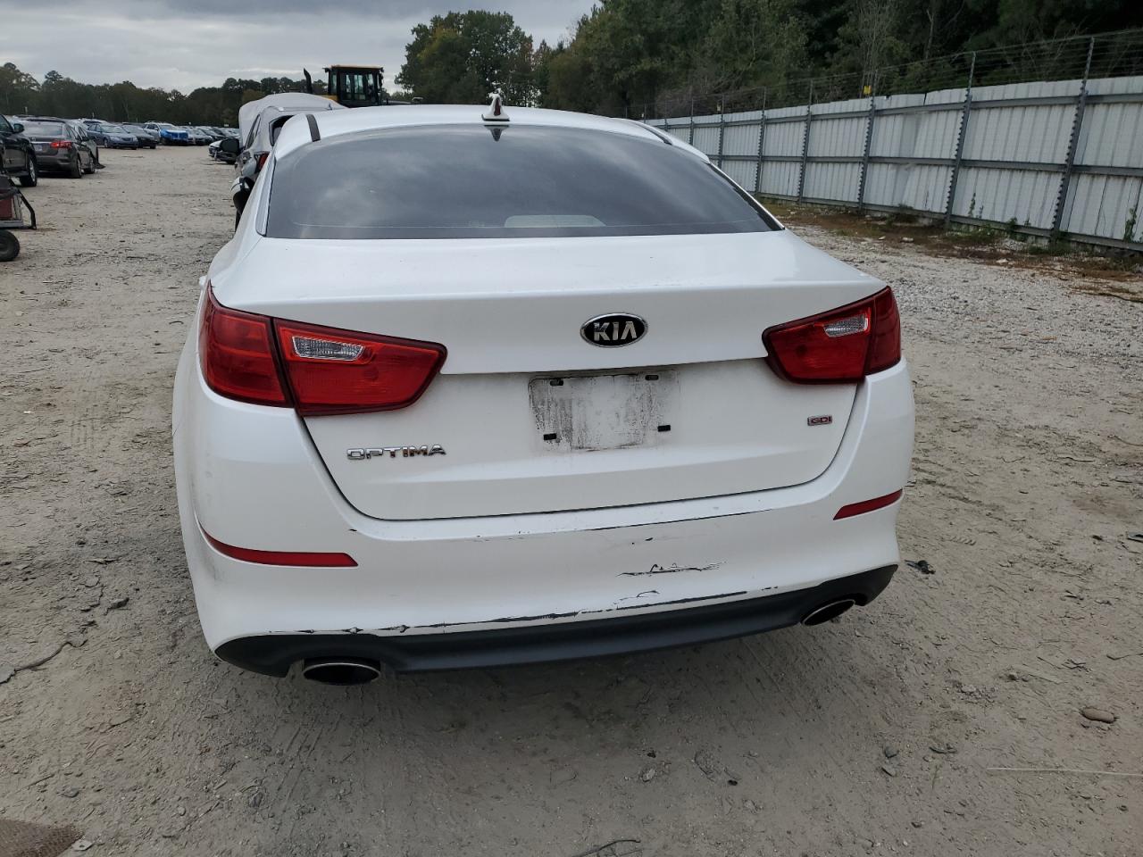 2015 Kia Optima Lx VIN: KNAGM4A7XF5544262 Lot: 82228365