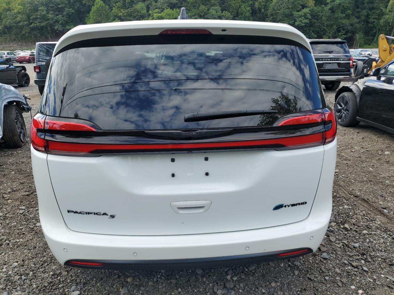 2023 Chrysler Pacifica Hybrid Touring L VIN: 2C4RC1L77PR609289 Lot: 87096655