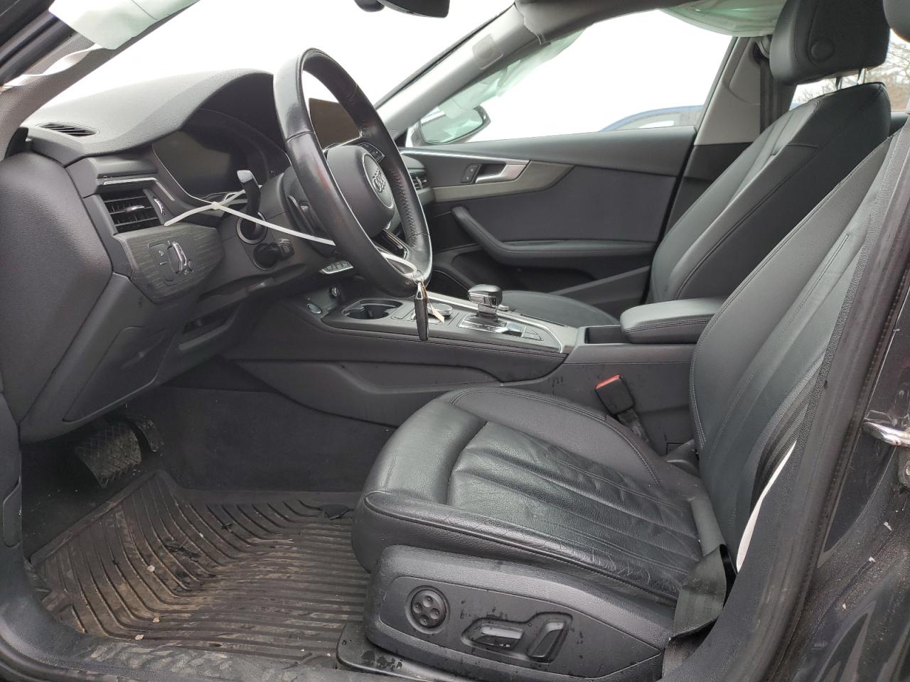 2019 Audi A4 Premium Plus VIN: WAUENAF43KN009866 Lot: 82190935