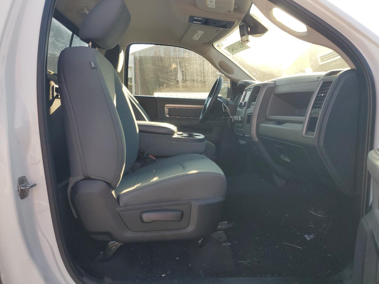 2016 Ram 1500 St VIN: 3C6JR7DT1GG169366 Lot: 86313045