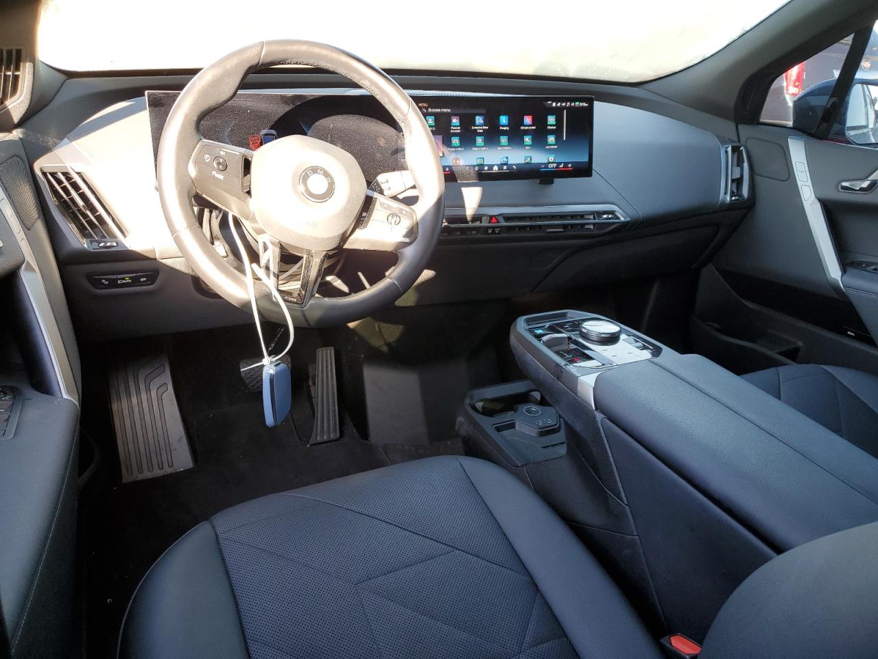 2025 BMW Ix xDrive50 VIN: WB523CF04SCT27832 Lot: 82714335