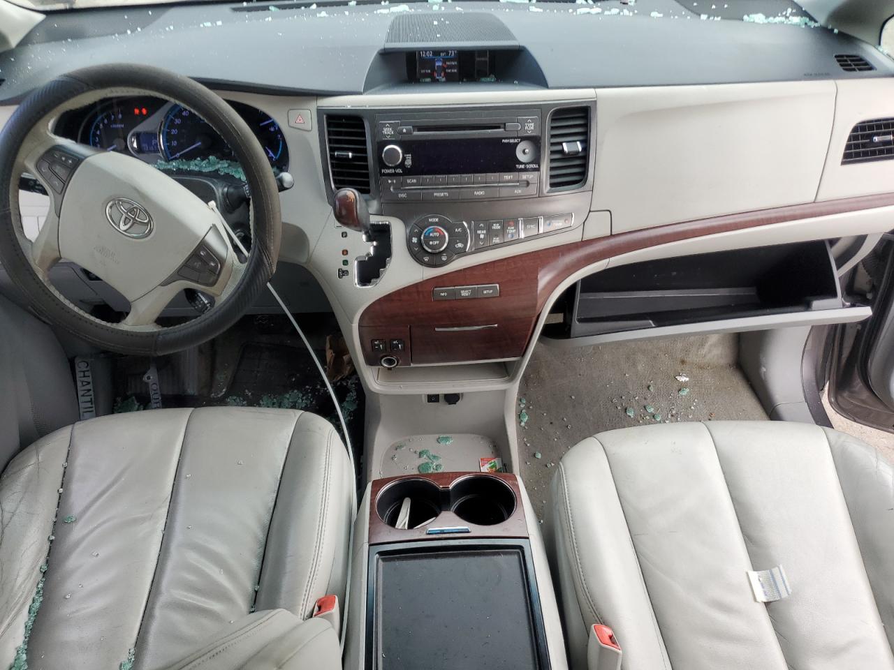 2012 Toyota Sienna Xle VIN: 5TDYK3DC3CS264575 Lot: 82296885