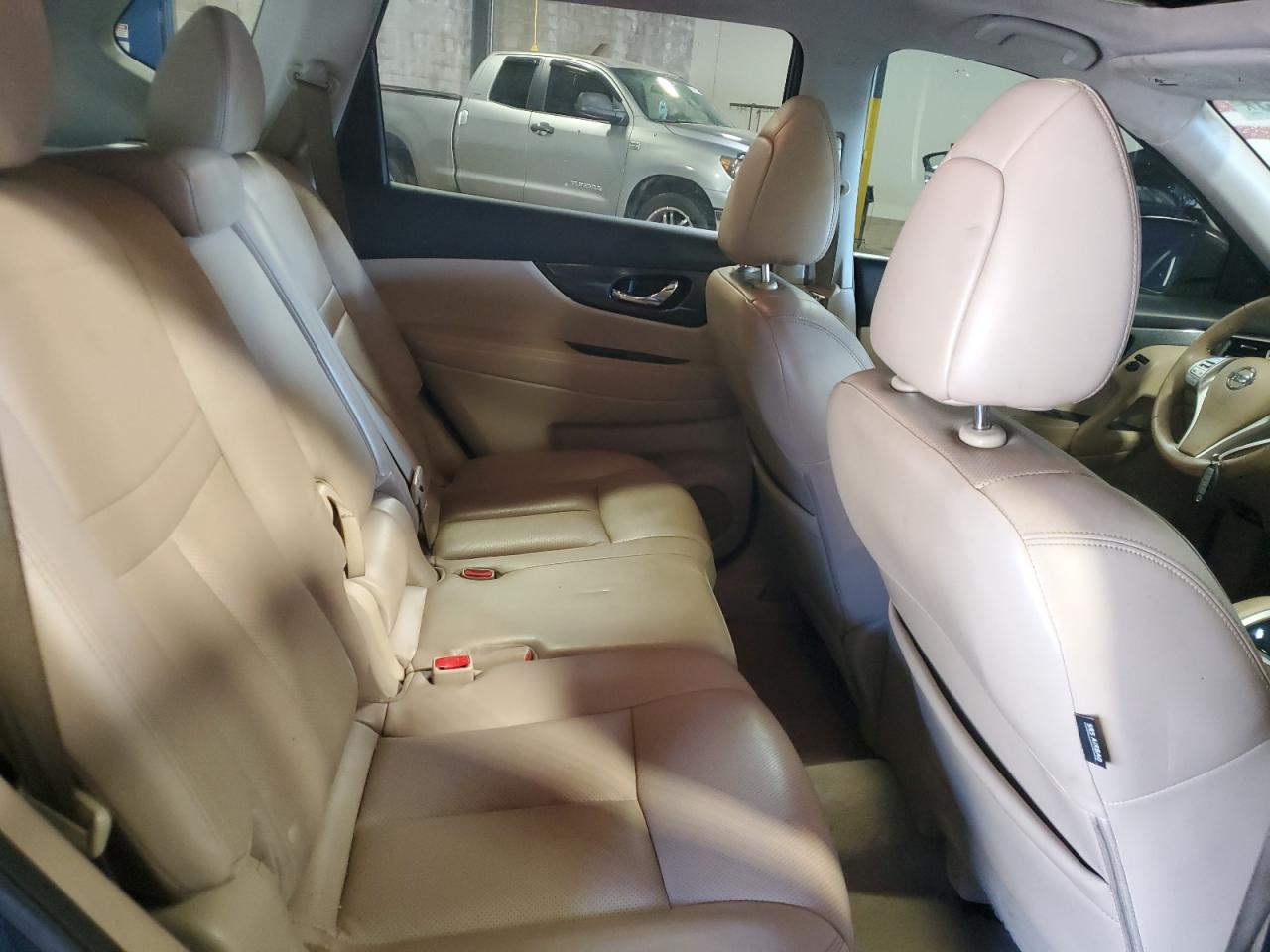 2015 Nissan Rogue S VIN: 5N1AT2MV3FC841875 Lot: 85554285