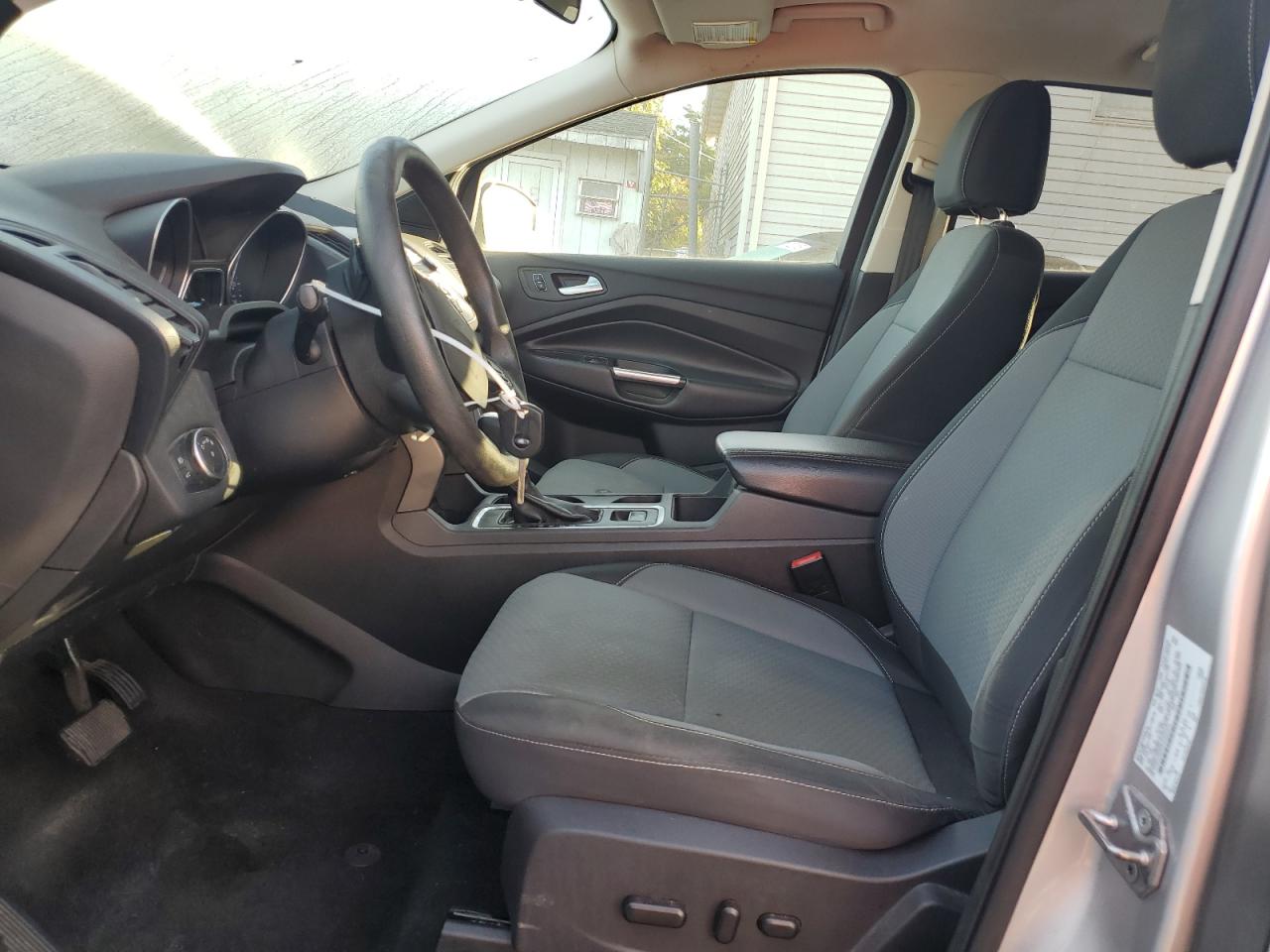 2017 Ford Escape Se VIN: 1FMCU9GD4HUE83913 Lot: 85348235