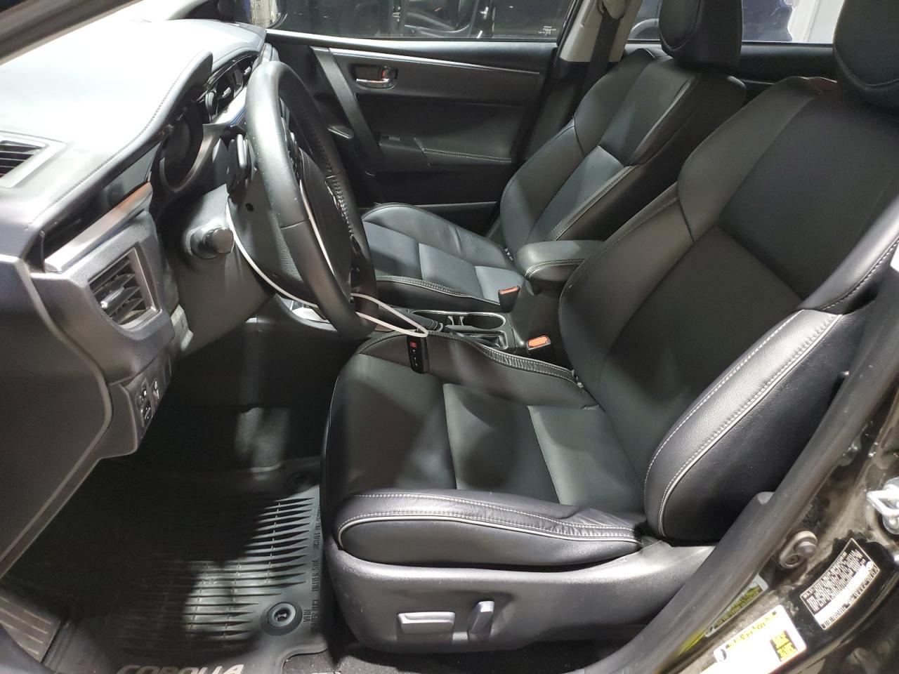 2015 Toyota Corolla L VIN: 5YFBURHE5FP339093 Lot: 85369615