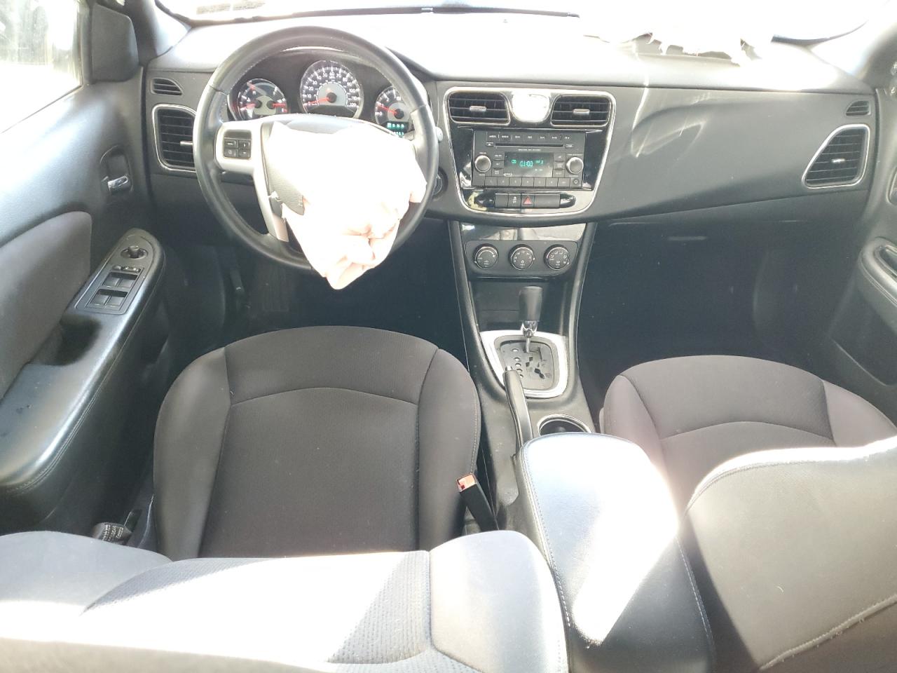 2014 Chrysler 200 Touring VIN: 1C3CCBBG3EN107052 Lot: 84816495