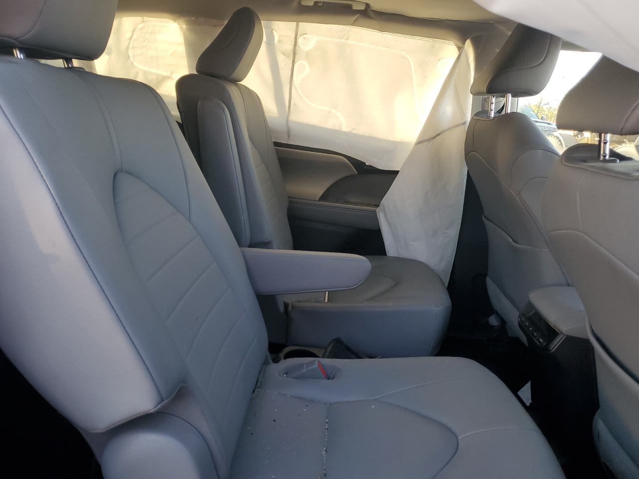 2020 Toyota Highlander Xle VIN: 5TDGZRBH3LS038271 Lot: 85902775