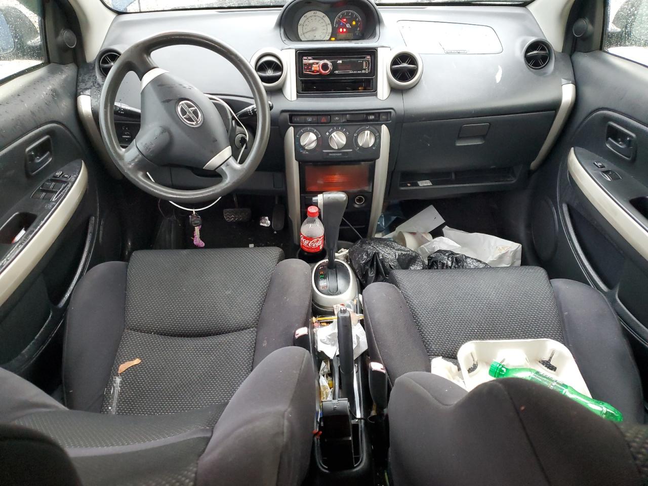 2005 Toyota Scion Xa VIN: JTKKT624350117963 Lot: 82461715