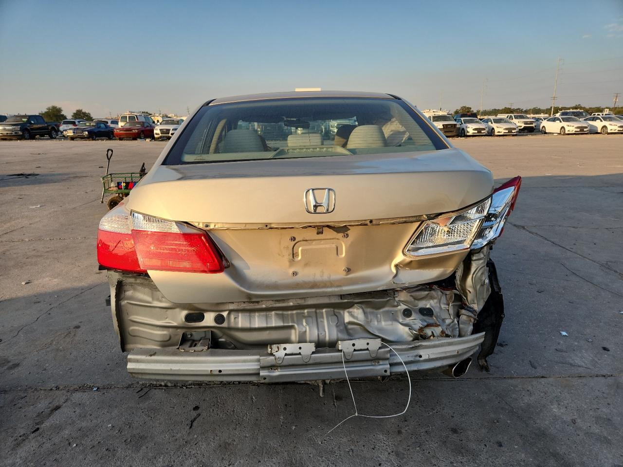2013 Honda Accord Lx VIN: 1HGCR2F34DA118943 Lot: 84467775