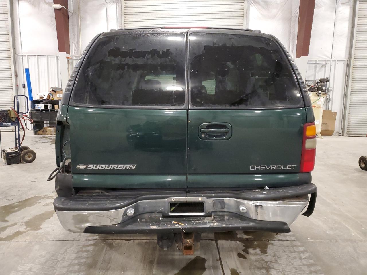 2001 Chevrolet Suburban K2500 VIN: 3GNGK26U81G225205 Lot: 86236315