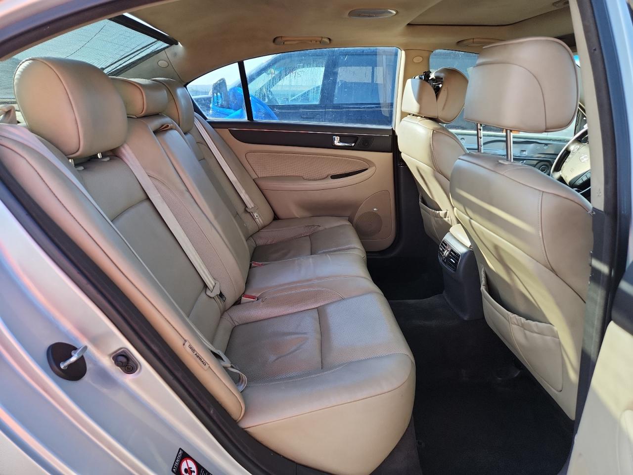 2009 Hyundai Genesis 3.8L VIN: KMHGC46E89U033684 Lot: 85355955