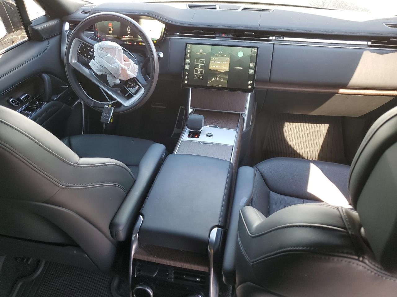 2025 Land Rover Range Rover Se VIN: SALKPBE98SA265083 Lot: 90927025