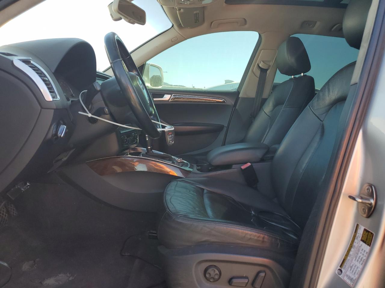 2010 Audi Q5 Premium Plus VIN: WA1LKAFP3AA090817 Lot: 82626525