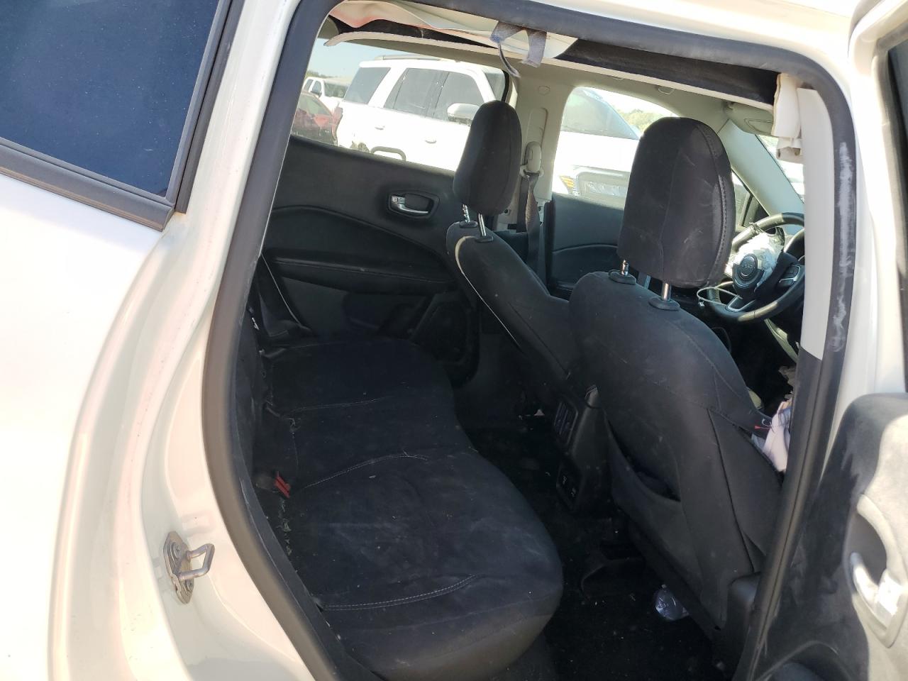 2018 Jeep Compass Sport VIN: 3C4NJCAB6JT133385 Lot: 87449685