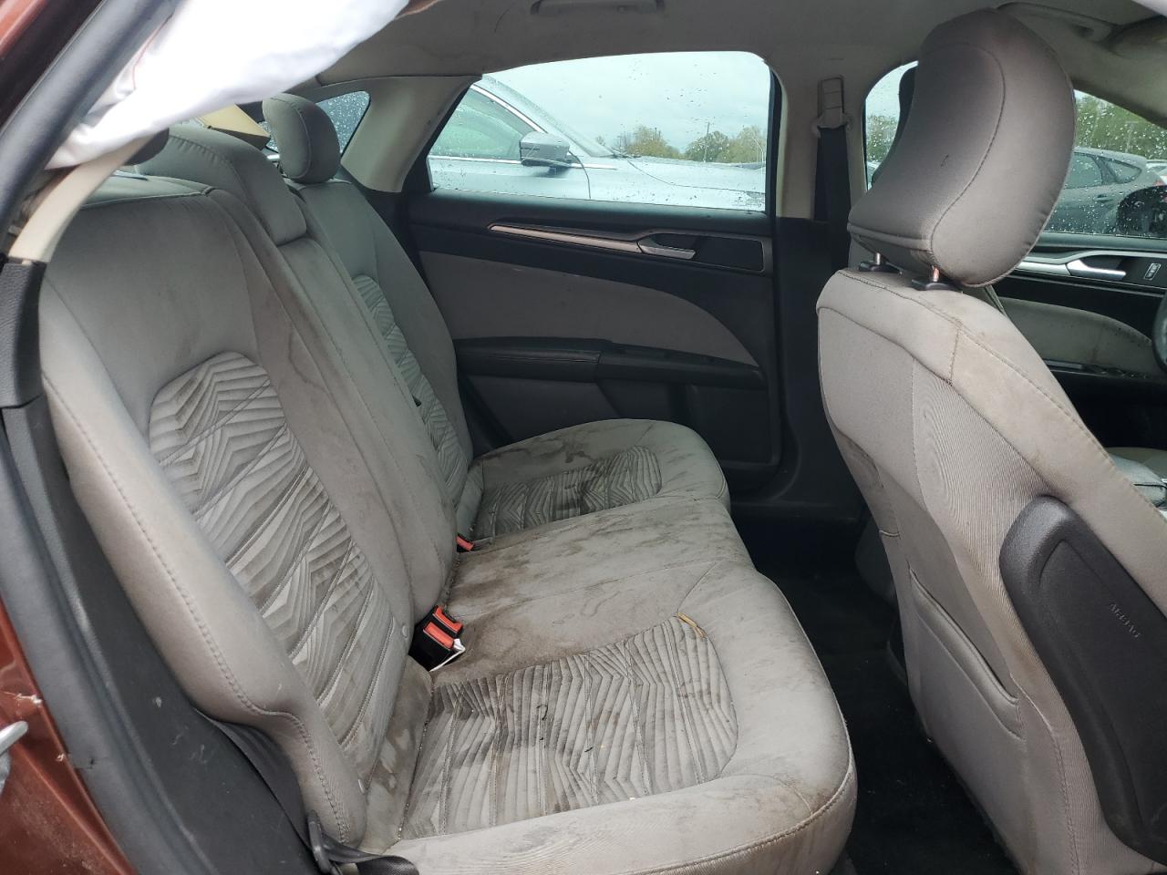 2016 Ford Fusion S VIN: 3FA6P0G71GR223334 Lot: 84780665