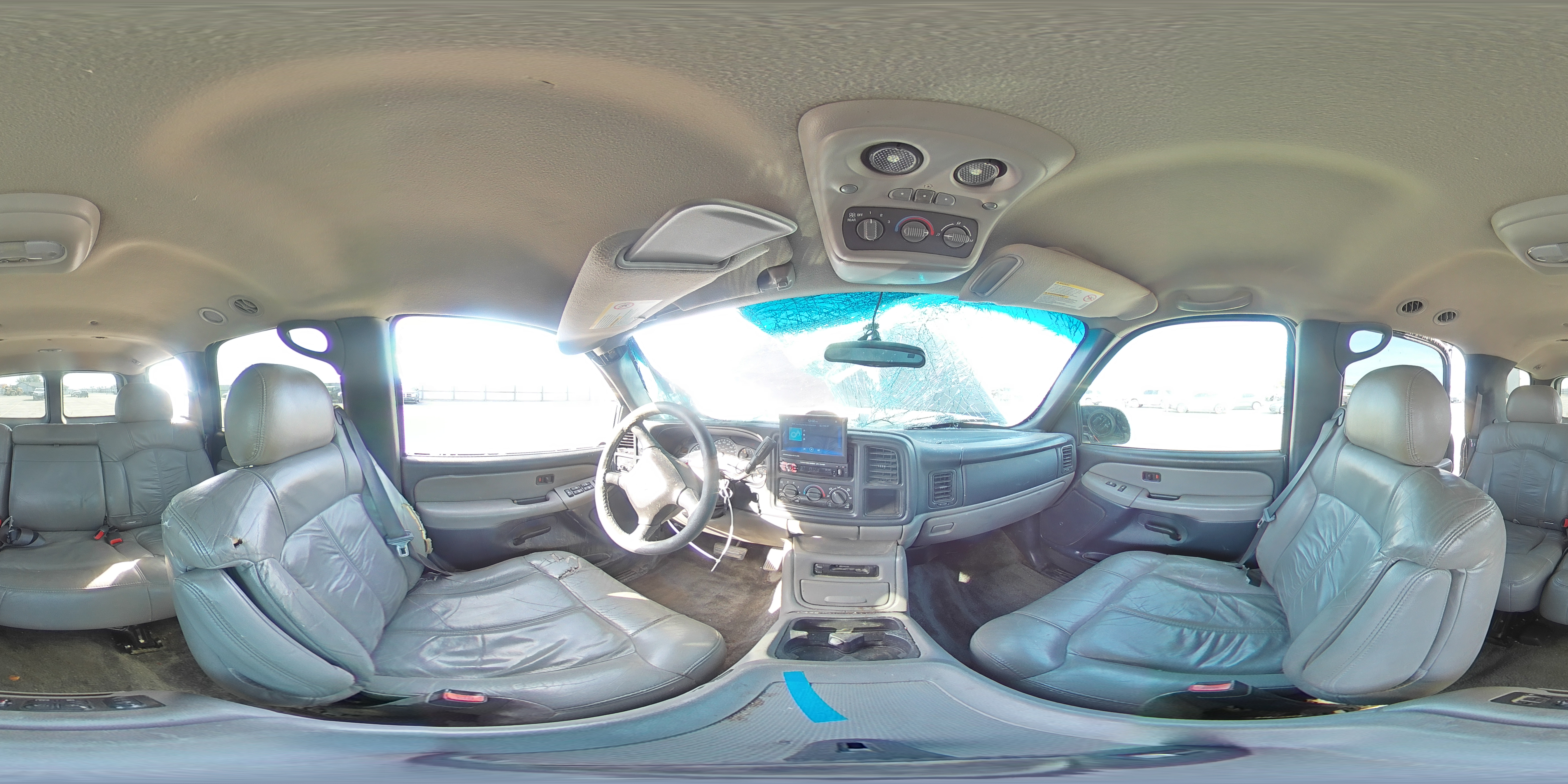 2002 Chevrolet Tahoe C1500 VIN: 1GNEC13T72R135653 Lot: 91080465