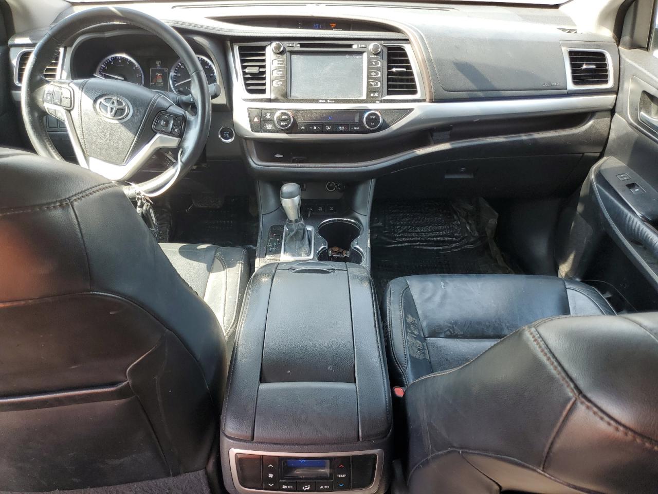 2015 Toyota Highlander Xle VIN: 5TDJKRFH1FS127328 Lot: 81989285