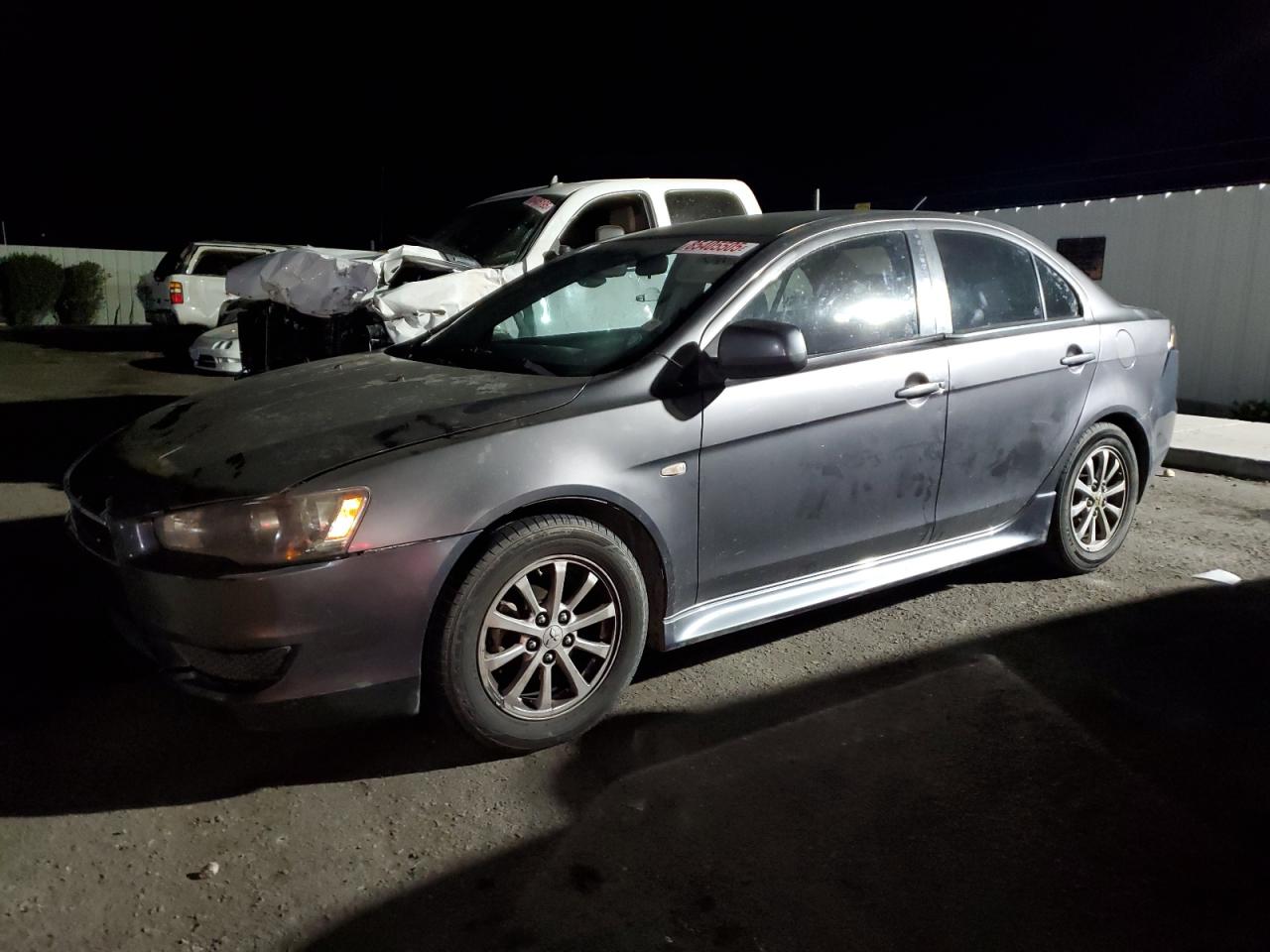 005256 MITSUBISHI LANCER Photo 1