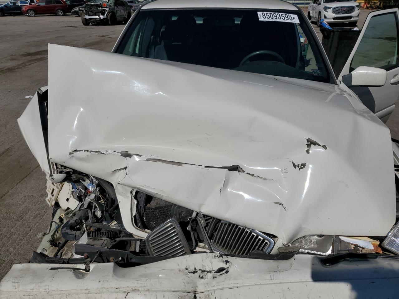 1998 Volvo S70 VIN: YV1LS5574W2522051 Lot: 85093595