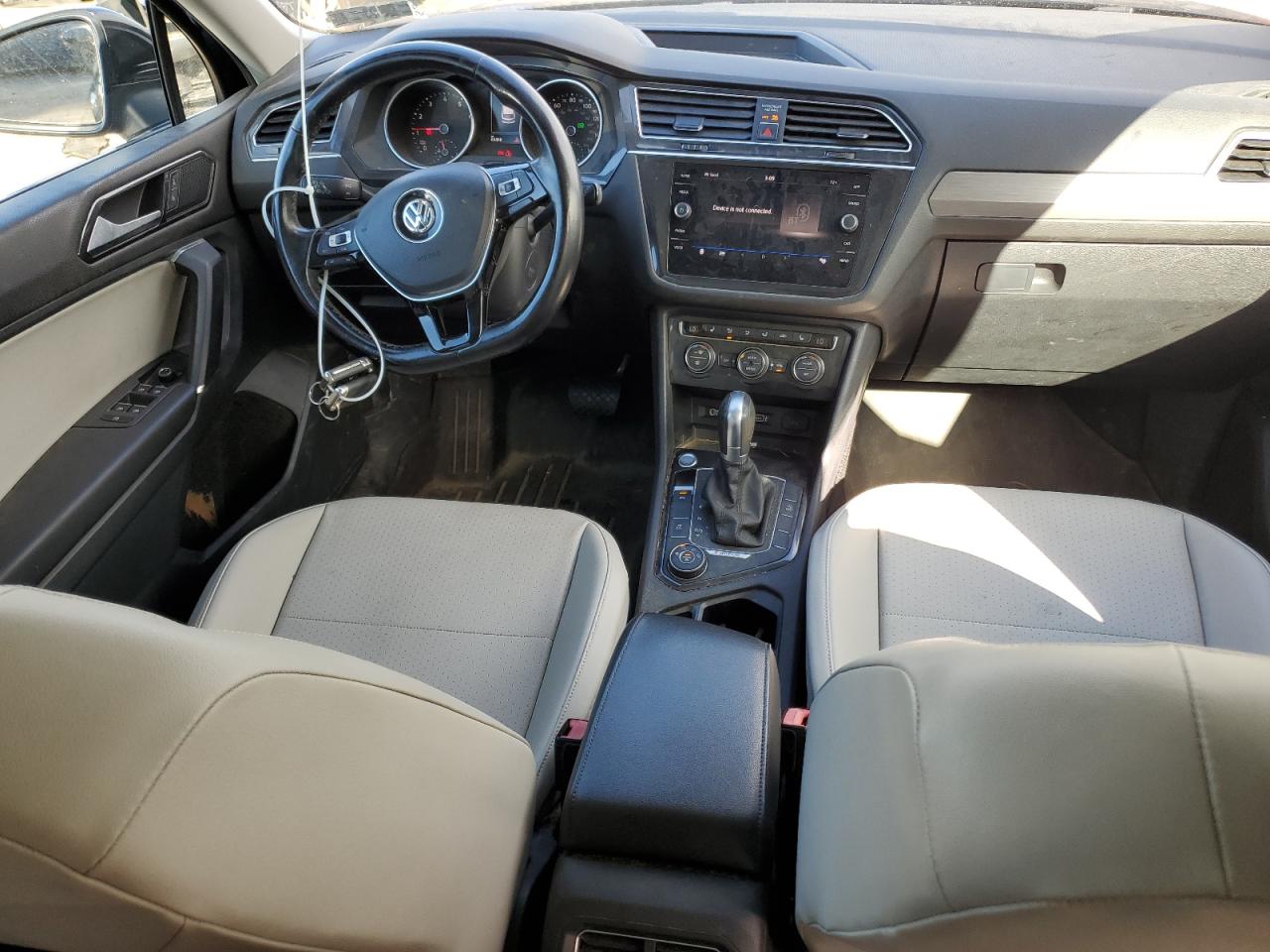 2018 Volkswagen Tiguan Se VIN: 3VV2B7AX8JM008399 Lot: 85675645
