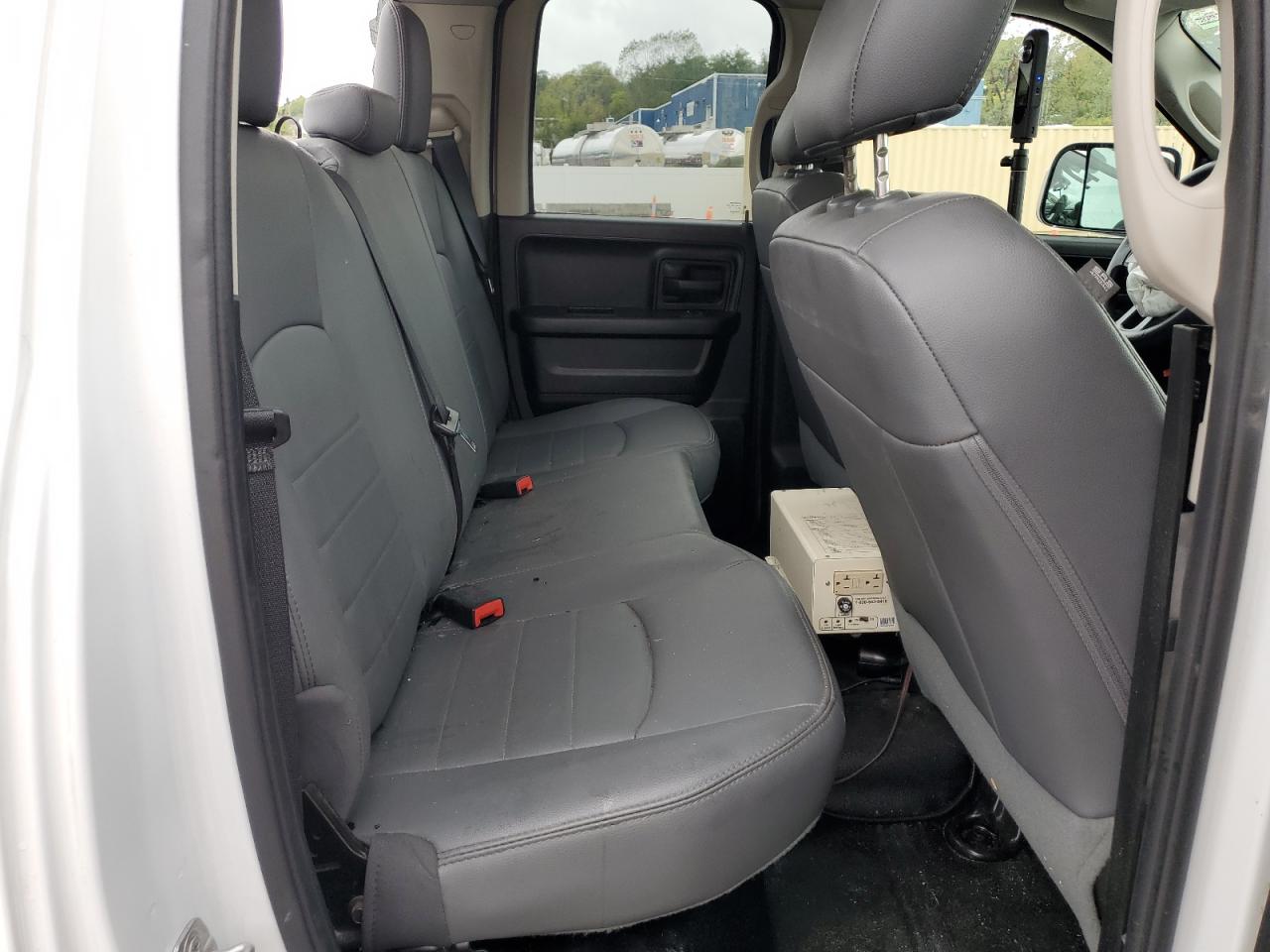 2016 Ram 1500 St VIN: 1C6RR7FG7GS385704 Lot: 82298565