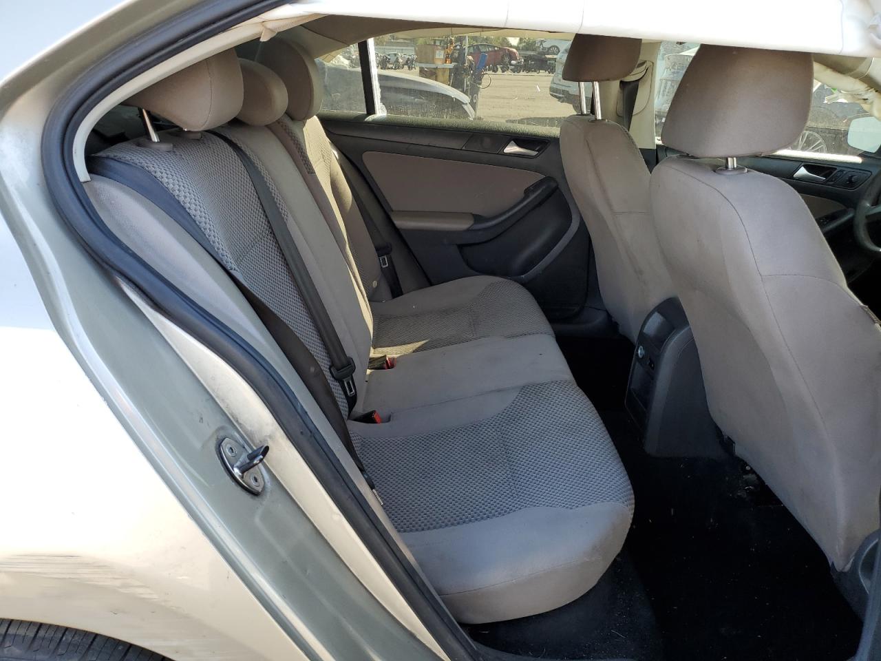 2014 Volkswagen Jetta Base VIN: 3VW2K7AJ2EM251042 Lot: 81513115